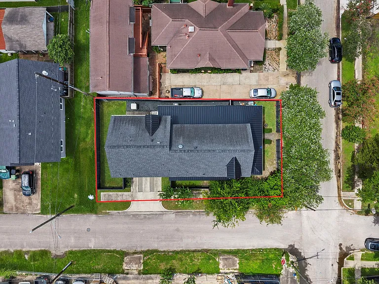 301 Cordell St — Photo 28