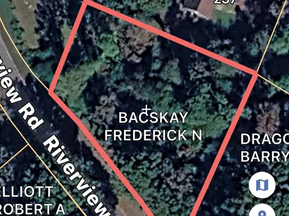 33 Riverview Rd, Burgess, VA 22432