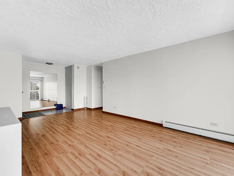 2 Villa Verde Dr #320 — Photo 8