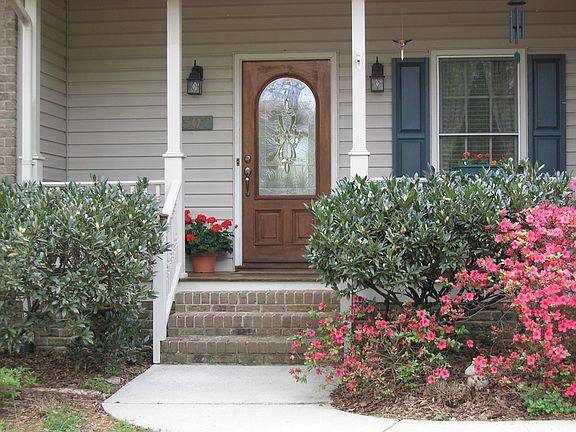 Welcome to 6307 Elk Trail
in beautiful Plantation Ridge