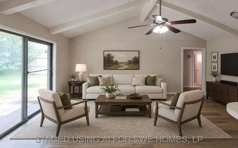 934 Dellbrook Dr — Photo 3