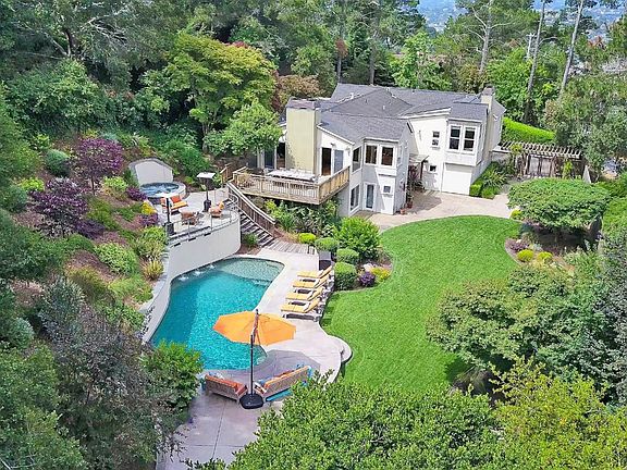 3rd image of 45 Hacienda Dr
