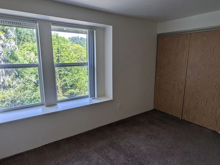 Treehill Commons — Photo 17