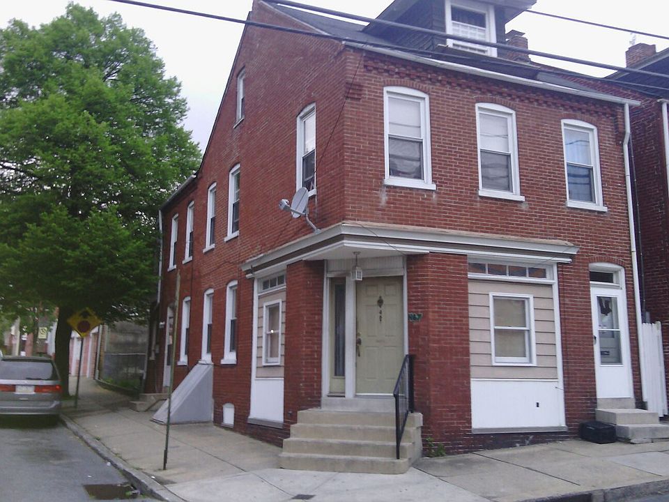 2nd image of 590 3rd St