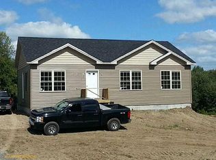 10 Grimmauld Pl, Sidney, ME 04330