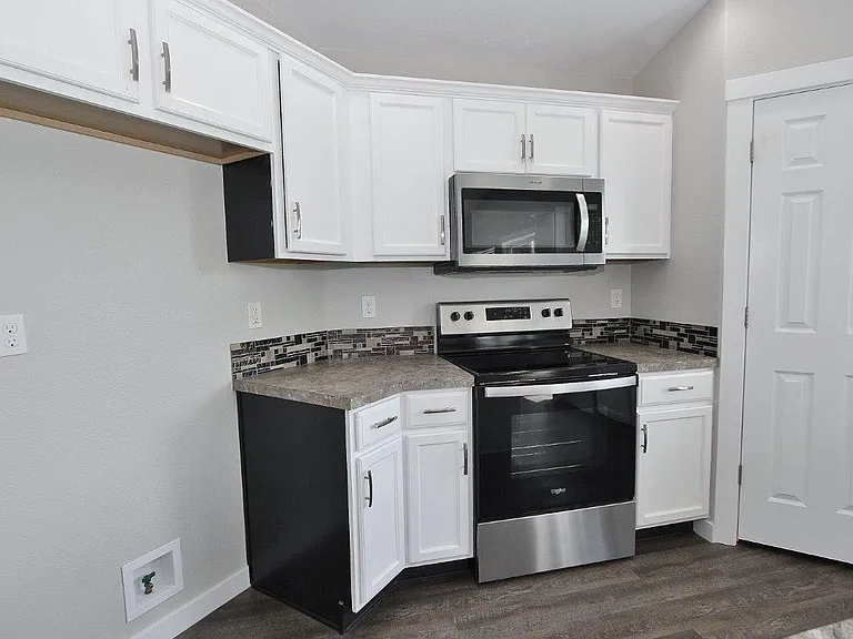 2897 W Jayton Dr — Photo 10