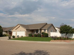 6900 Carlyle Ln, Wellington, CO 80549