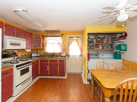 5th image of 8740 S Keeler Ave #8740