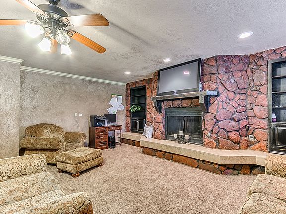5th image of 21701 N Rockwell Ave