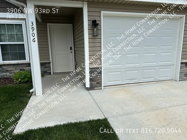 3906 NE 93rd St — Photo 22