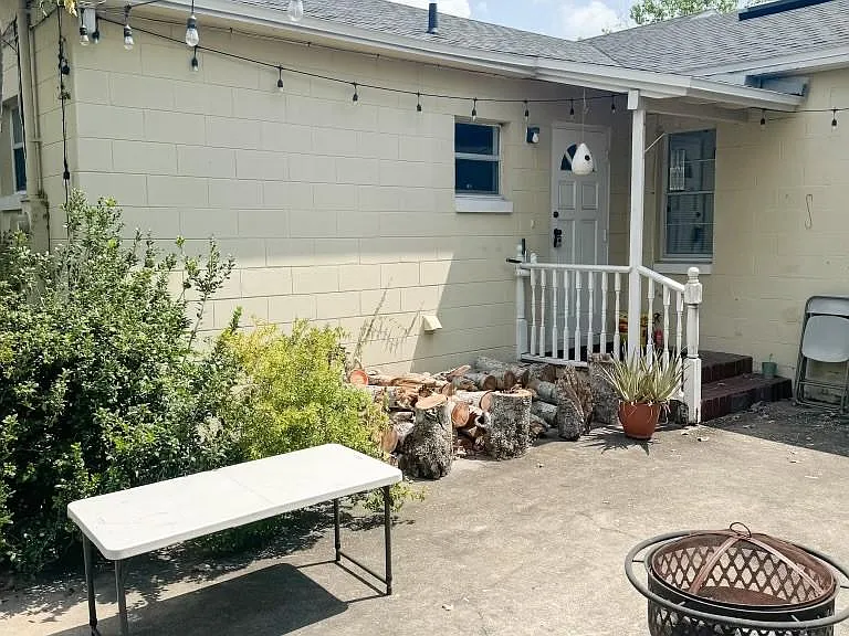 523 Shoreview Ave — Photo 4