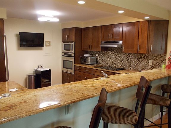 5th image of 154 Lynnway Unit 309