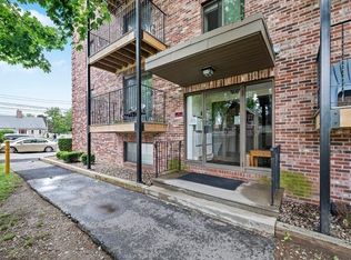 305 Riverside Ave APT 43, Medford, MA 02155