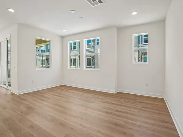 Plan 3 Plan, Compton - Concord Court