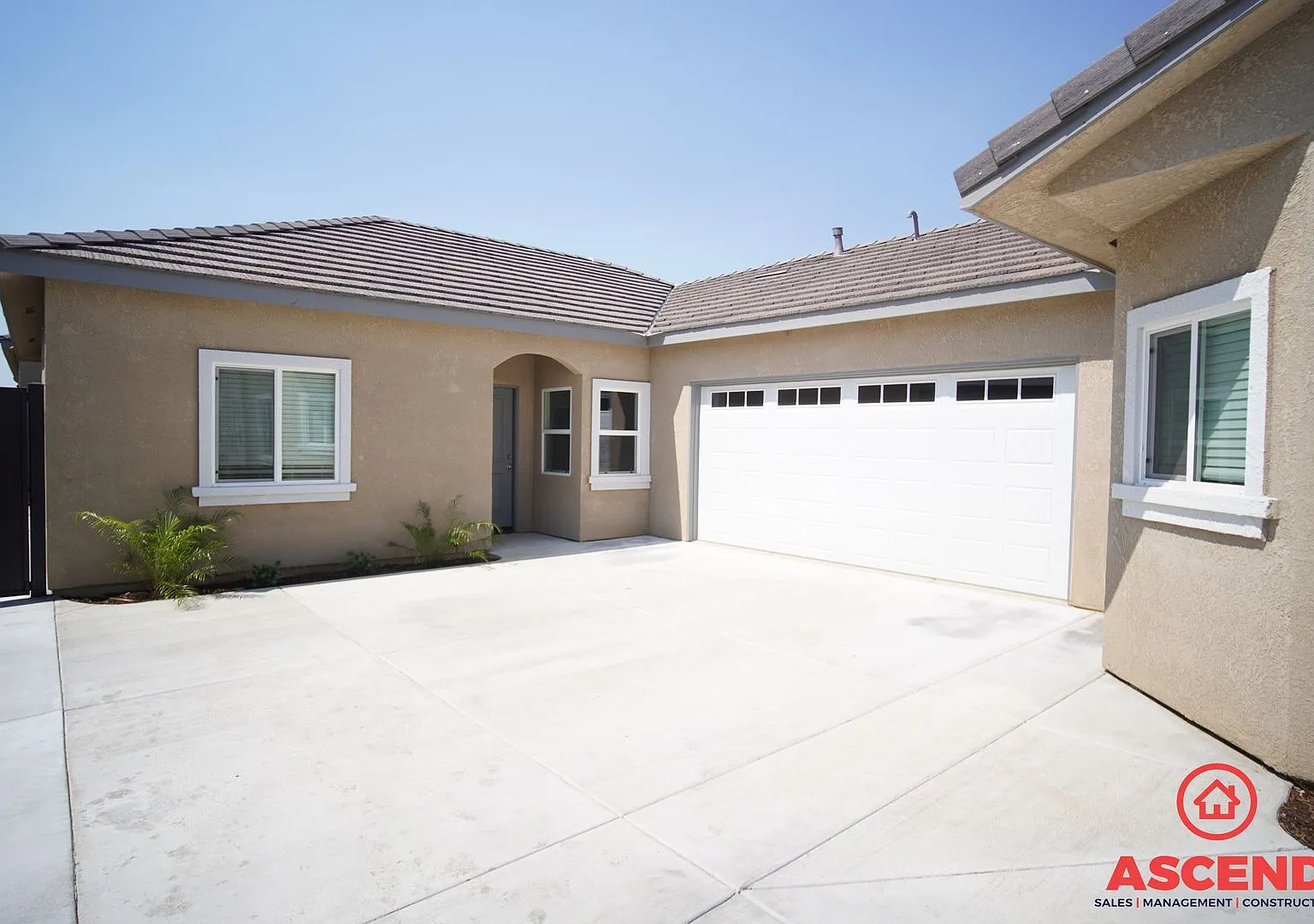 8509 Grandy St — Photo 1
