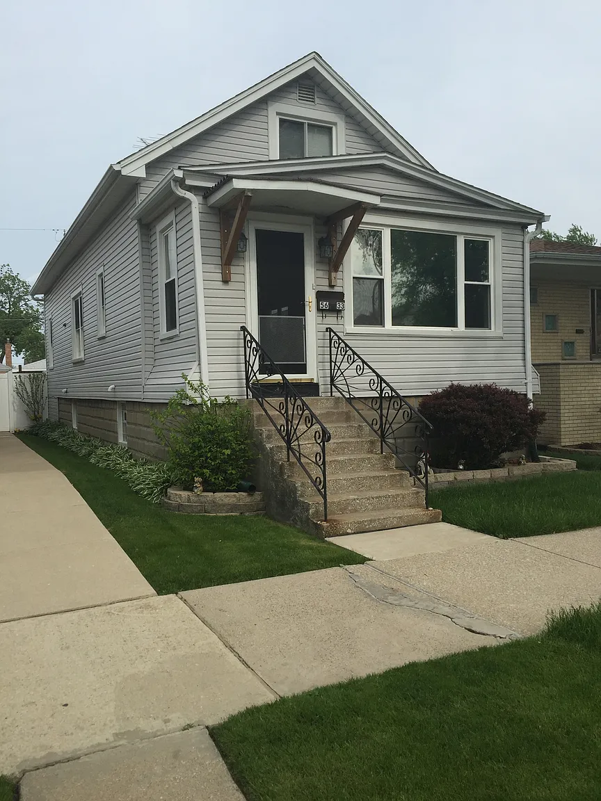 5633 S Sayre Ave photo 1