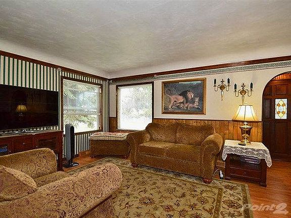 003_Living Room