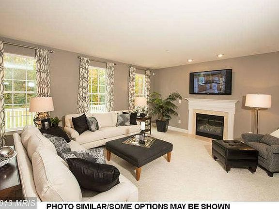 3rd image of Parkside Ct