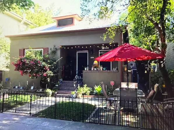 2405 P St #1/2, Sacramento, CA 95816