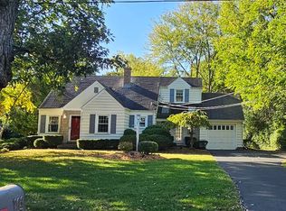 103 E Olive Ave, Prospect Heights, IL 60070