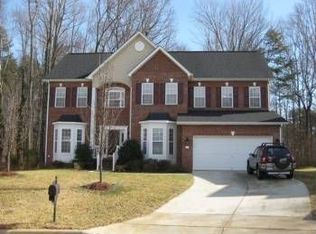 14 Hannah McKenzie Ct, Greensboro, NC 27455
