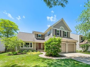 6414 Briarcliff Ct, Lisle, IL 60532