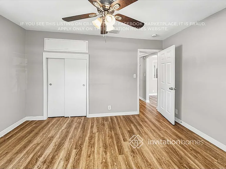 833 61st Ave NE — Photo 13