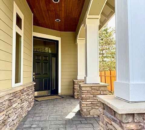 4th image of 23419 NE 10th Place