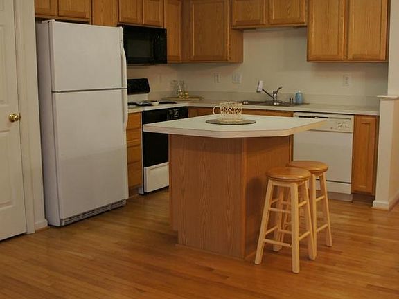 Hardwood Floors throughout Main Level!