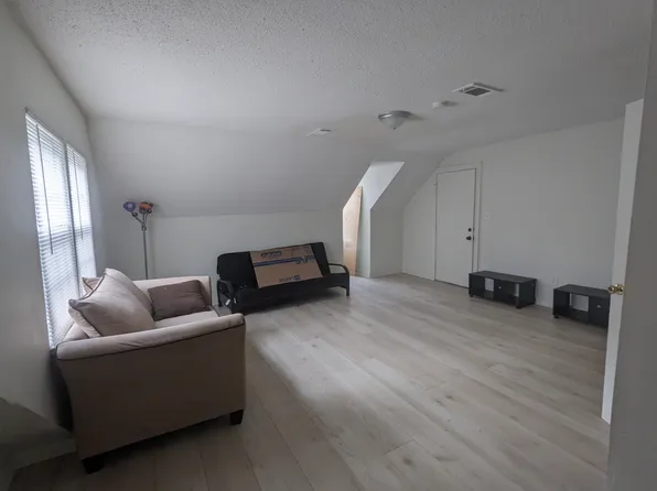 1806 W Montgomery Rd #B, Tuskegee Institute, AL 36088