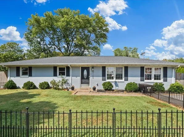2166 Porter Pike, Bowling Green, KY 42103