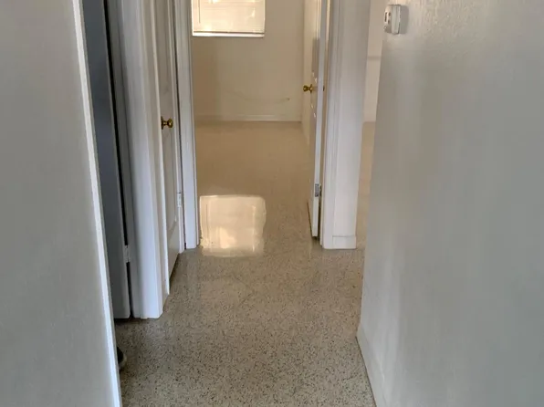 535 66th St N, Saint Petersburg, FL 33710