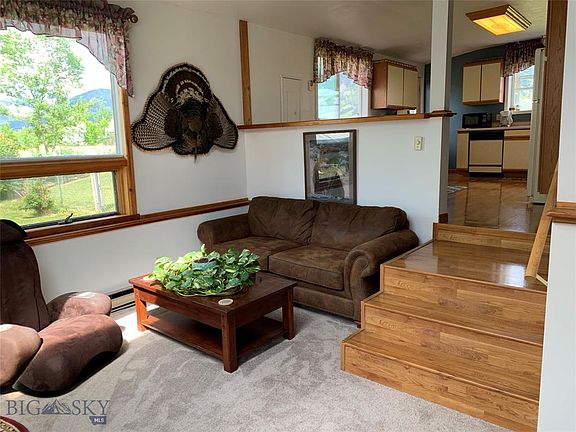 3rd image of 5430 Foster Ln