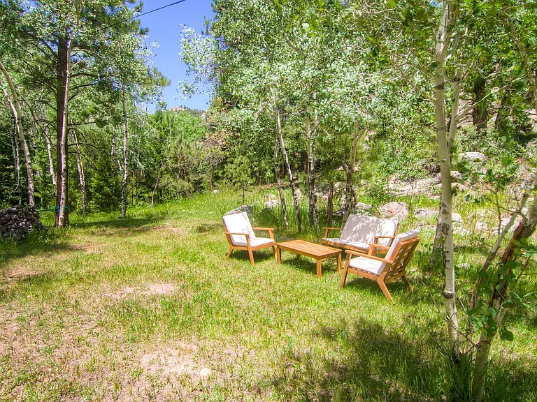 842 Lakeshore Dr — Photo 35