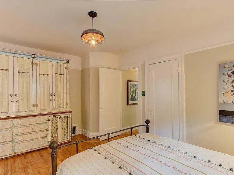 365 Wawona St — Photo 7