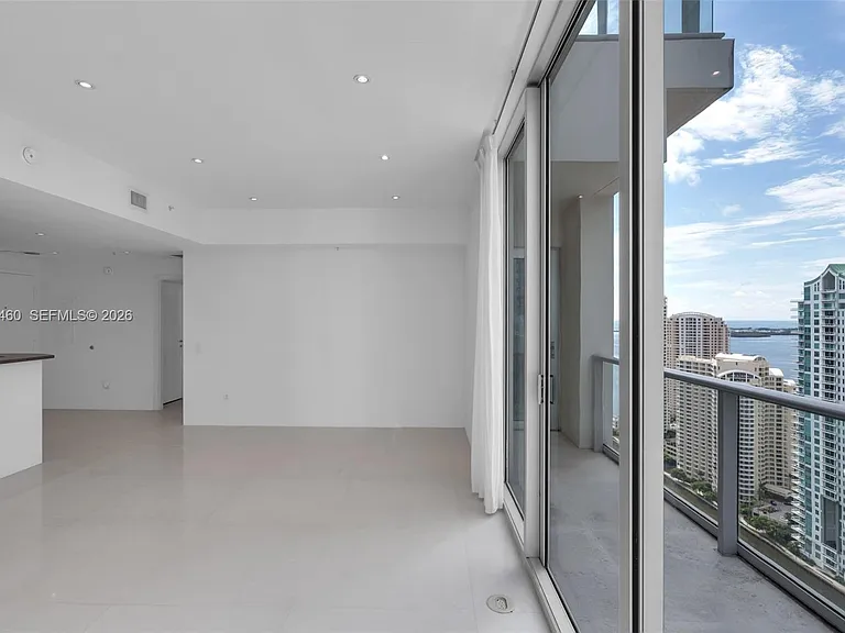 300 S Biscayne Blvd #T-3702 — Photo 10