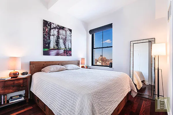 Sold by Halstead Real Estate | media 8