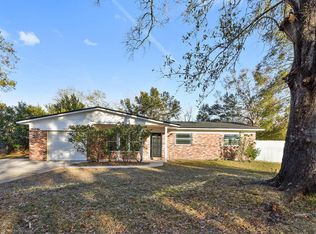 7455 Deepwood Dr N, Jacksonville, FL 32244