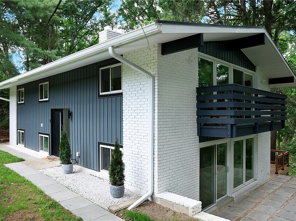 1st image of 103 Arbor Dr