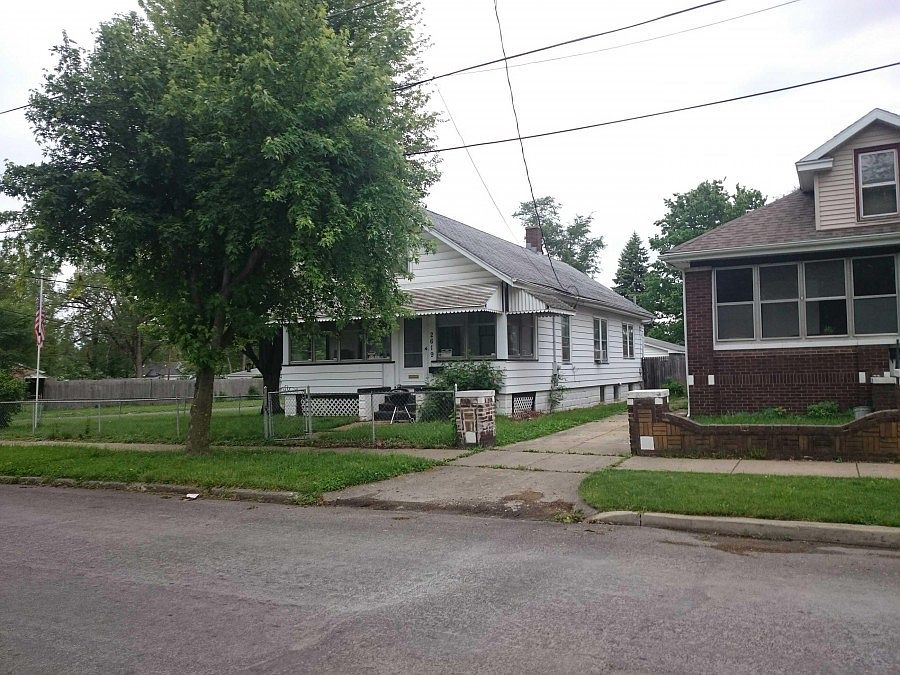 2nd image of 2619 W Marquette St