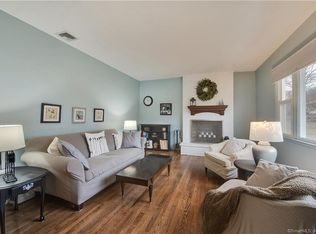 1689 Musso View Ave, Cheshire, CT 06410