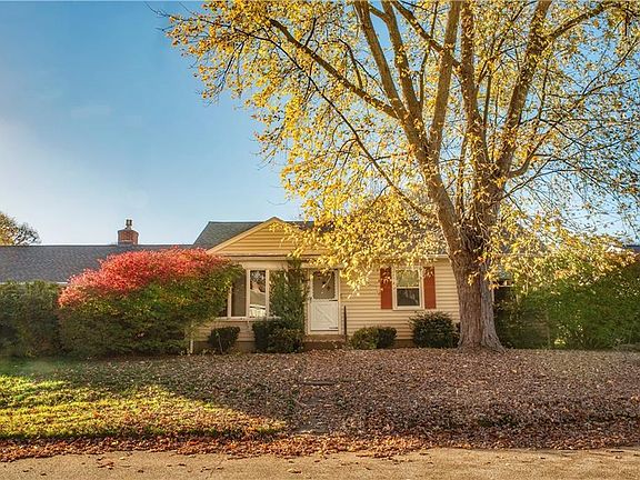 2nd image of 49 Creekwood Dr