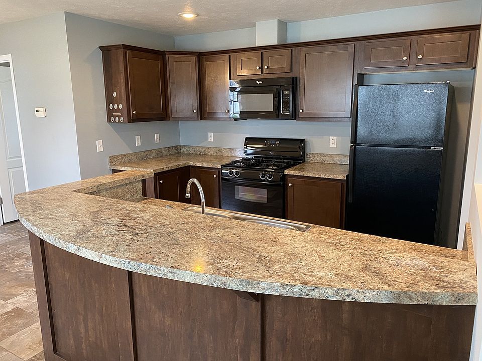1st image of 444 Bellewood St SE #32