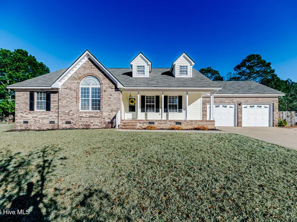 7706 Eunice Drive, Fayetteville, NC 28306