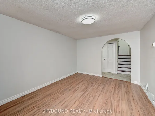 48 Cluthe Cres, Kitchener, ON N2P 1M8