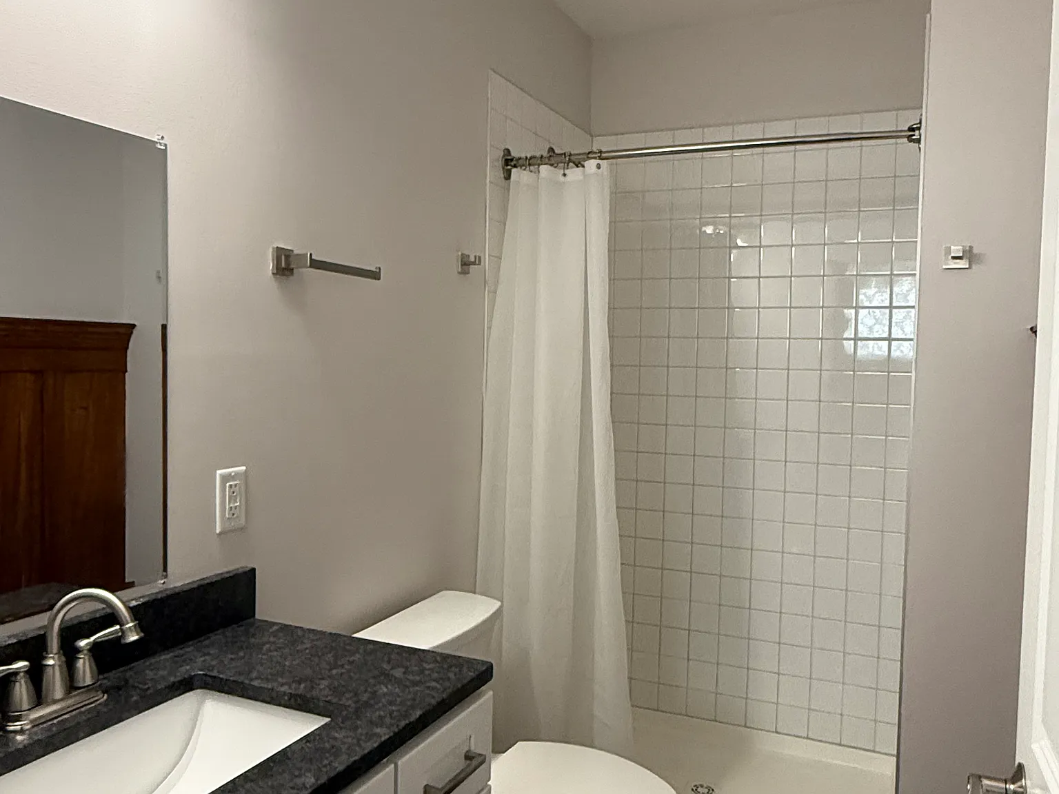 1 bed, $1,250 — Photo 3