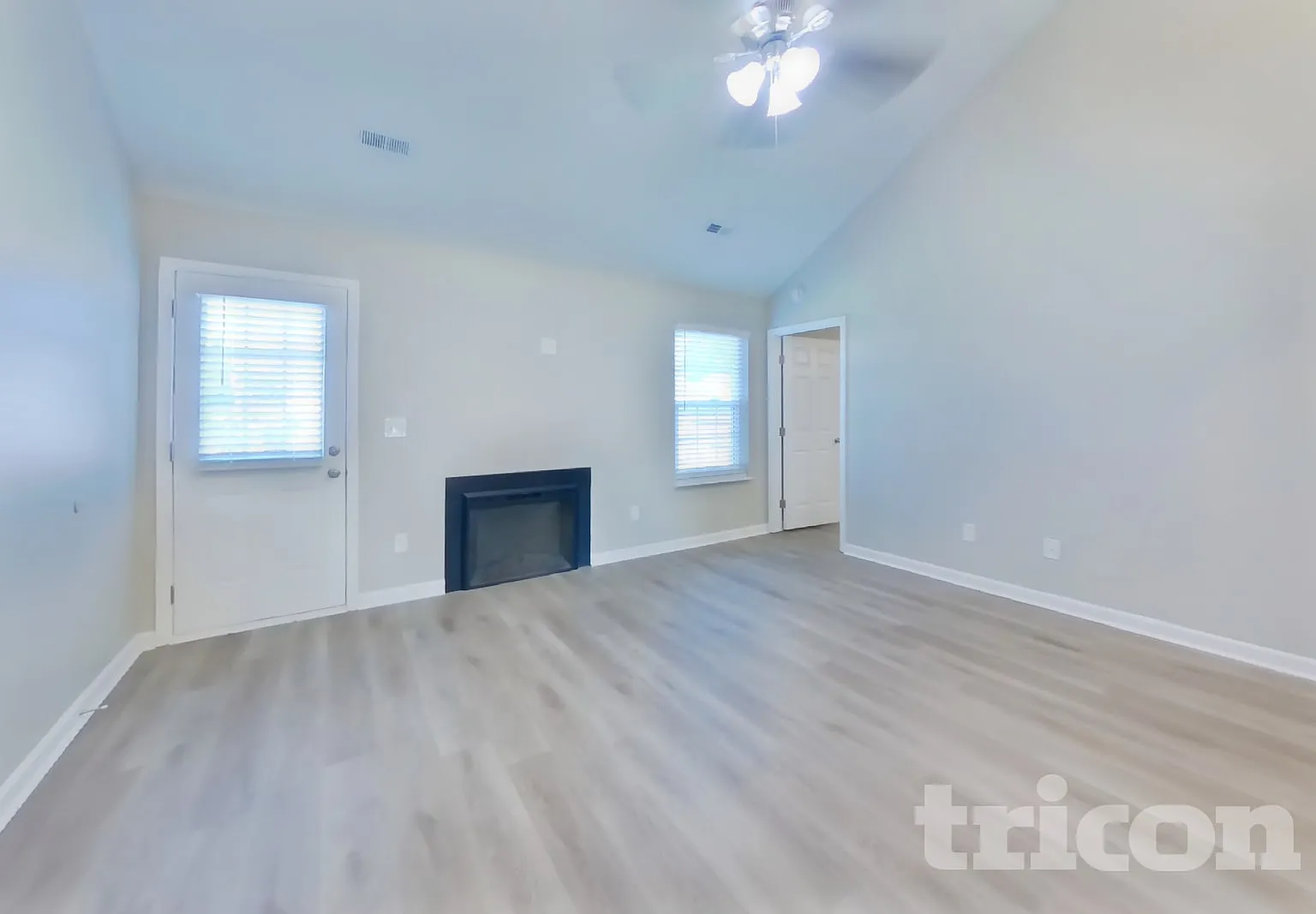 2141 Deer Valley Drive Spring Hill TN — Photo 2