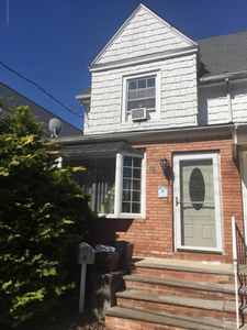 42 Perry Ave, Staten Island, NY, 10314