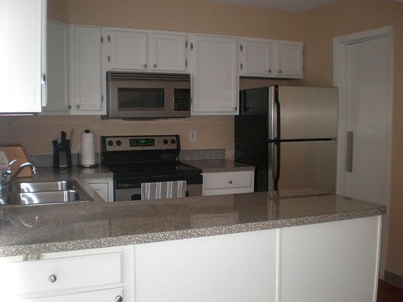 3rd image of 4655 Orwell Dr
