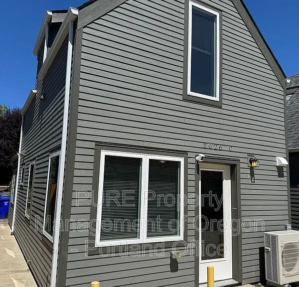 5026 N Harvard St #C — Photo 3